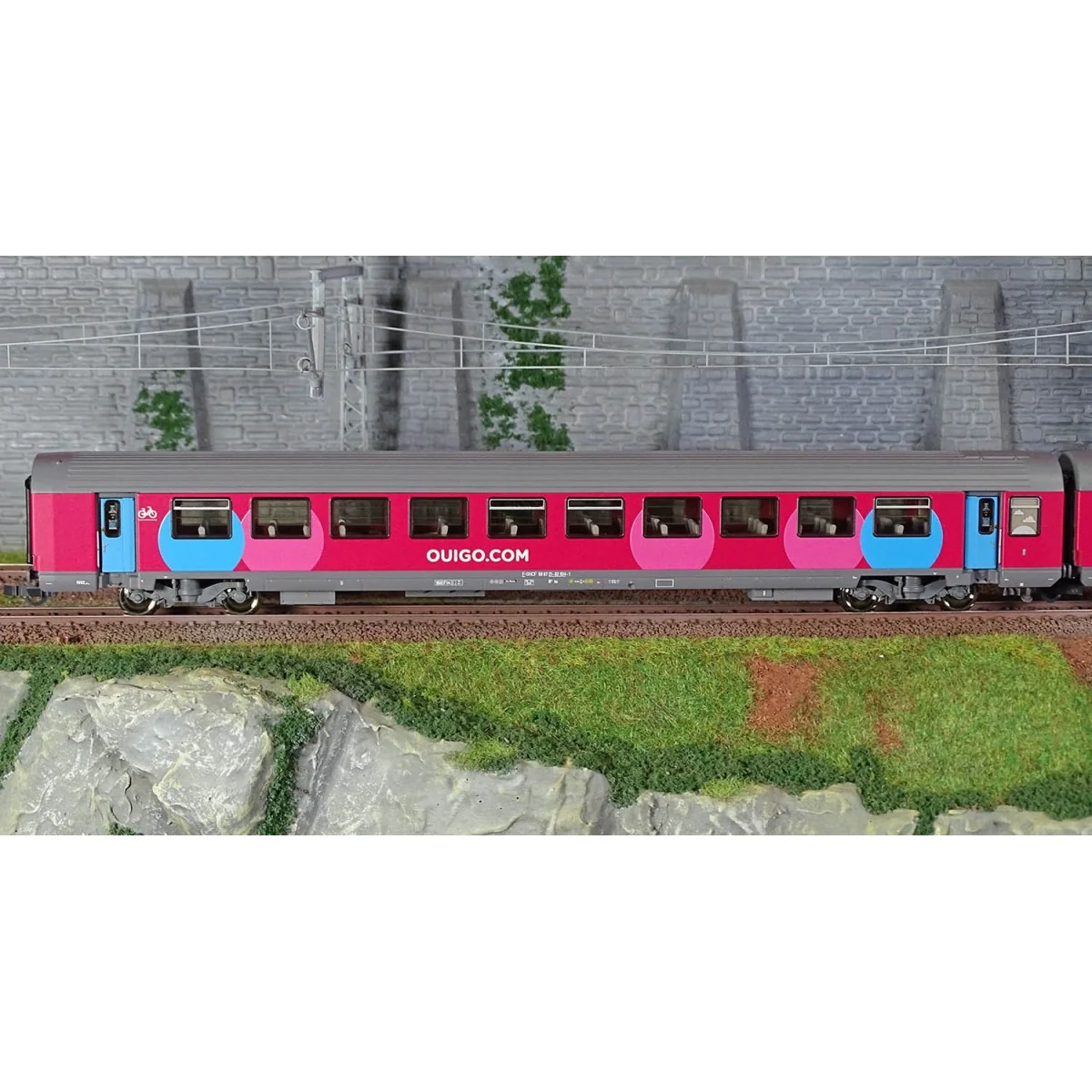 Roco 6200024 Set of 2 passenger cars Corail, SNCF, Ouigo coaches - ...