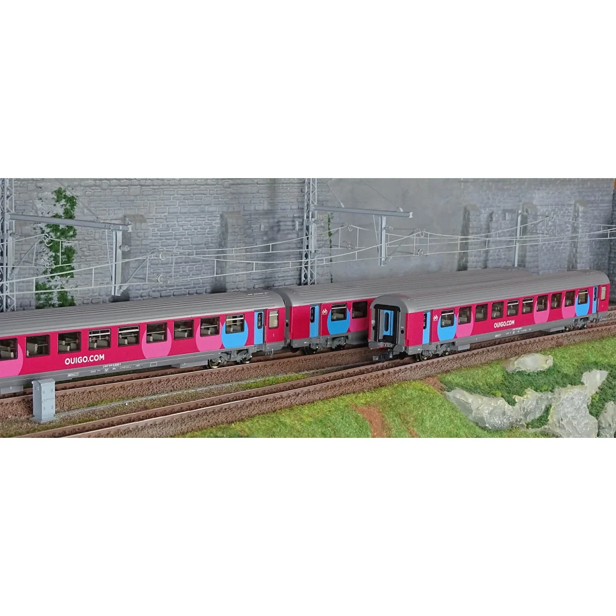 Roco 6200025 Set of 3 passenger cars Corail, SNCF, Ouigo coaches - ...