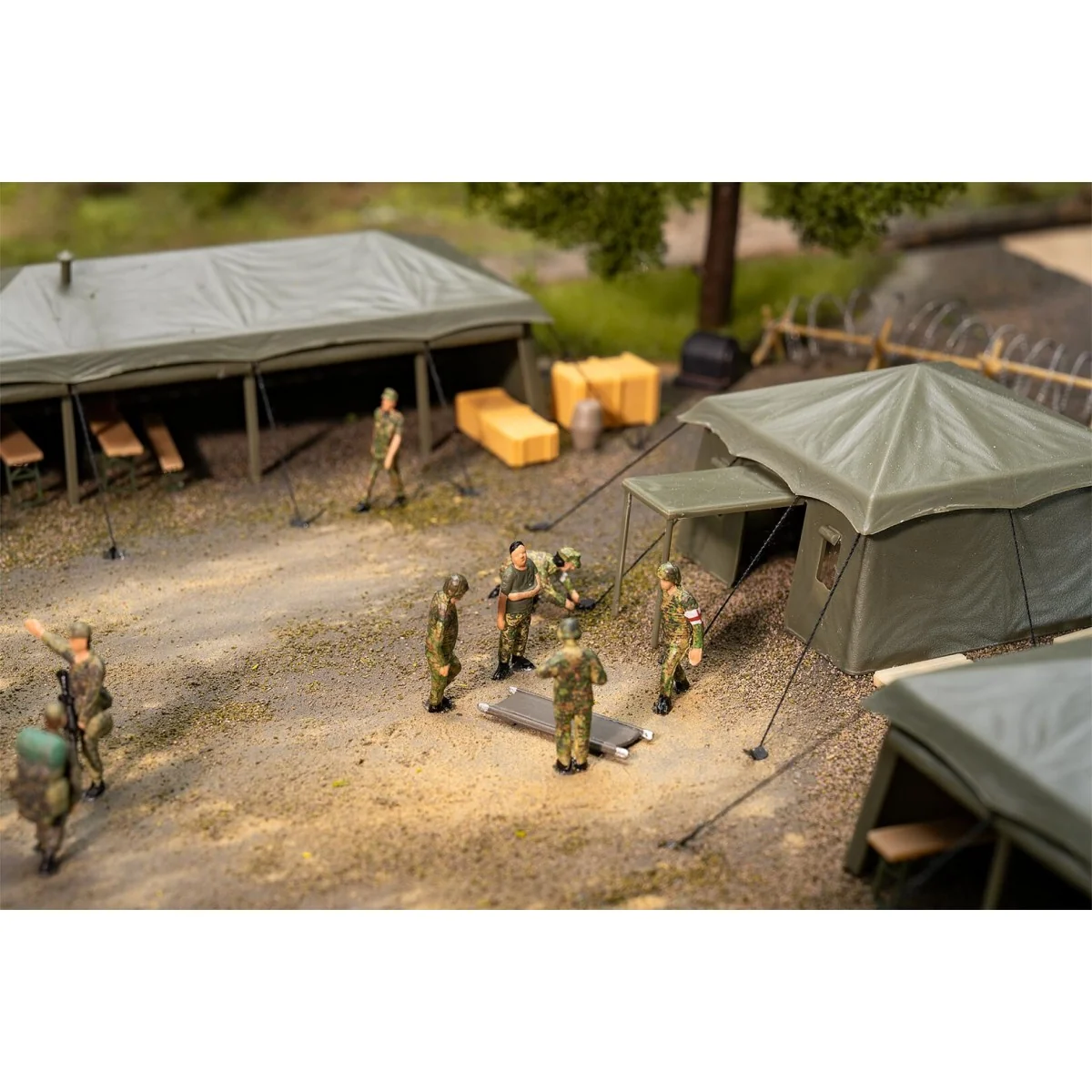 Faller 190039 Model Kit, Promotional Set Armed Forces Basic Trainin...