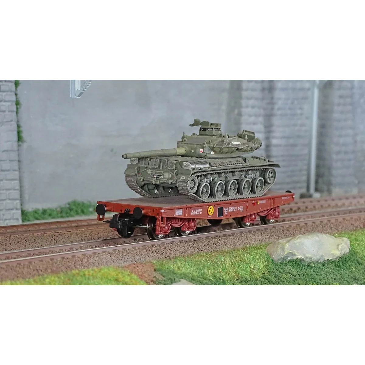 Ree Models WBA029 Rlmmp Tank Transport Wagon, SNCF + AMX 30B Tank -...