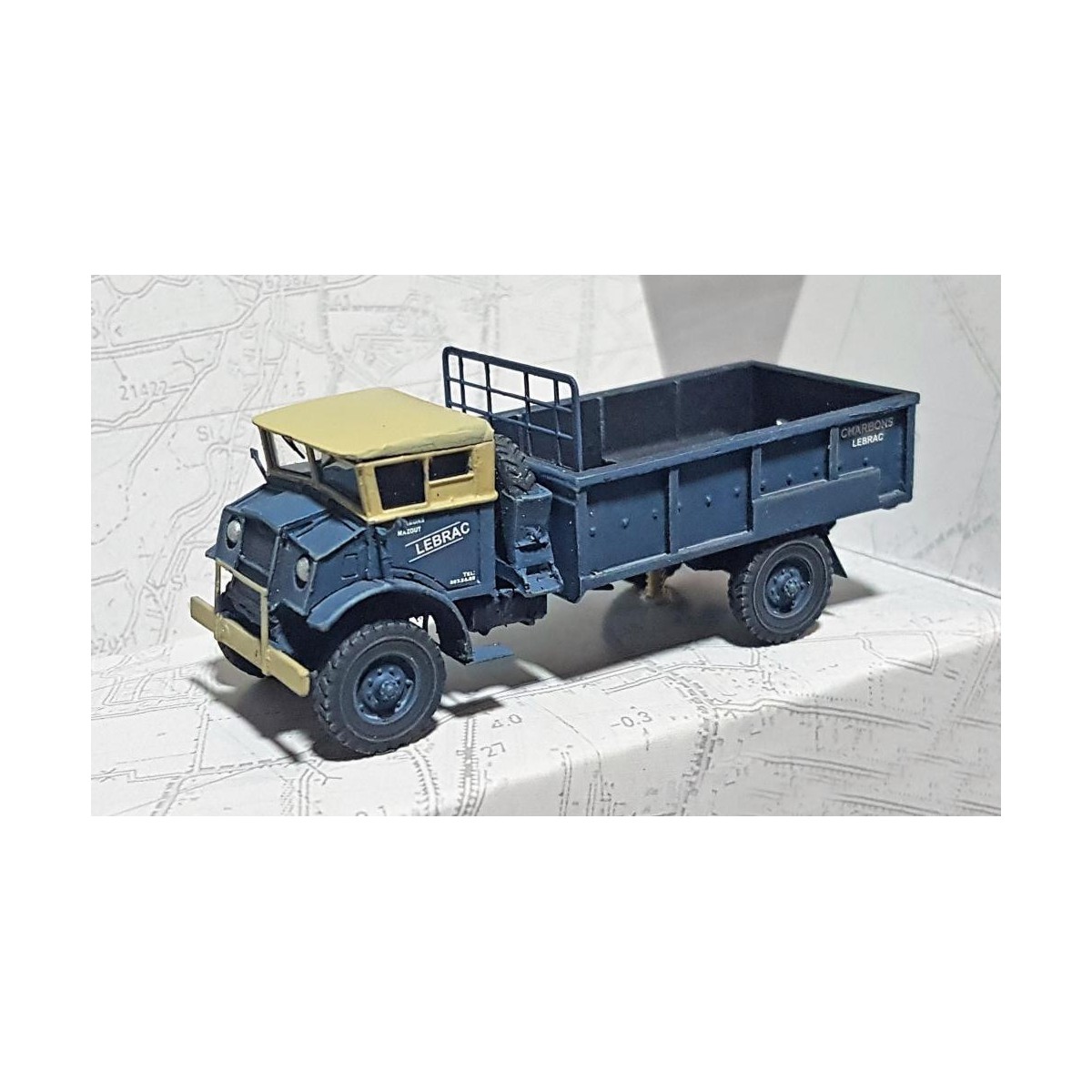 REE Modeles CB 058 Chevrolet 3T Truck with Sideboards, Blue - CB-058