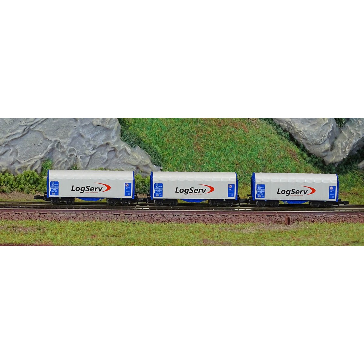 Azar W03-LSP Set of 3 short covered bogie wagons, LOGSERV, Z scale ...