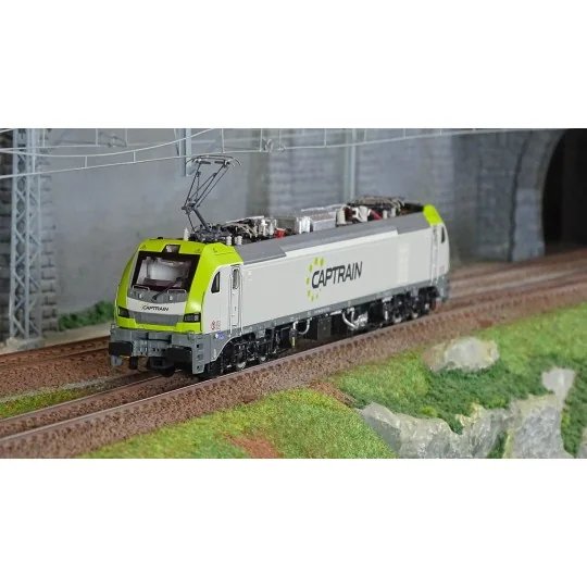SUD_S0060011-SudExpress S0060011 Euro6000 6001-8 electric locomotive, Captrain France