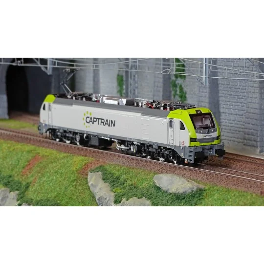 SUD_S0060011-SudExpress S0060011 Euro6000 6001-8 electric locomotive, Captrain France