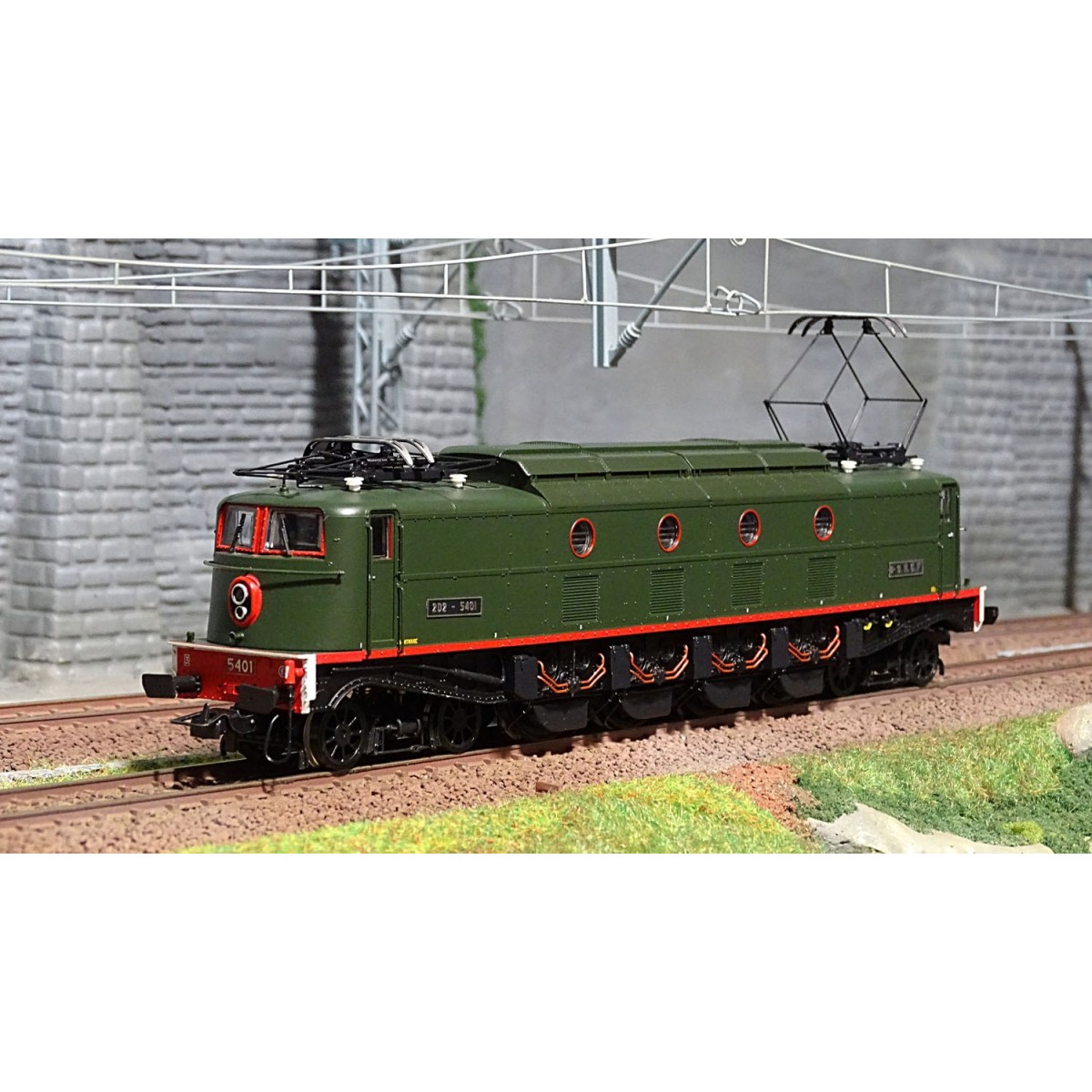 Jouef HJ2367S SNCF 5401 2D2 Electric Locomotive, Montrouge Depot, E...