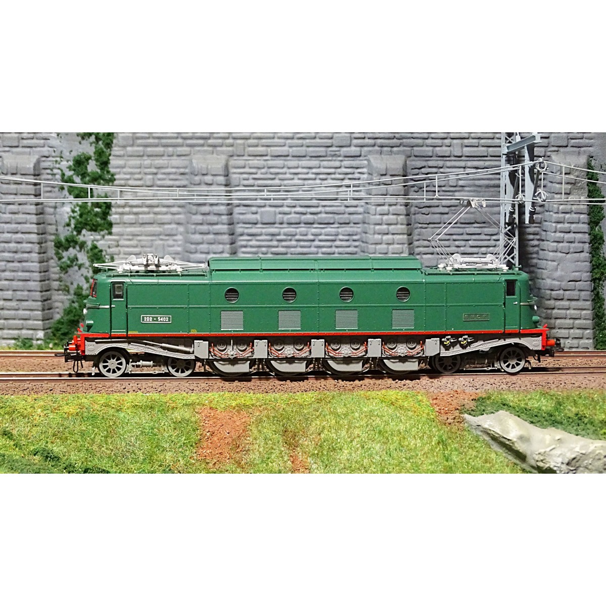 Jouef HJ2368 SNCF 2D2 5402 Electric Locomotive, Montrouge Depot, Er...