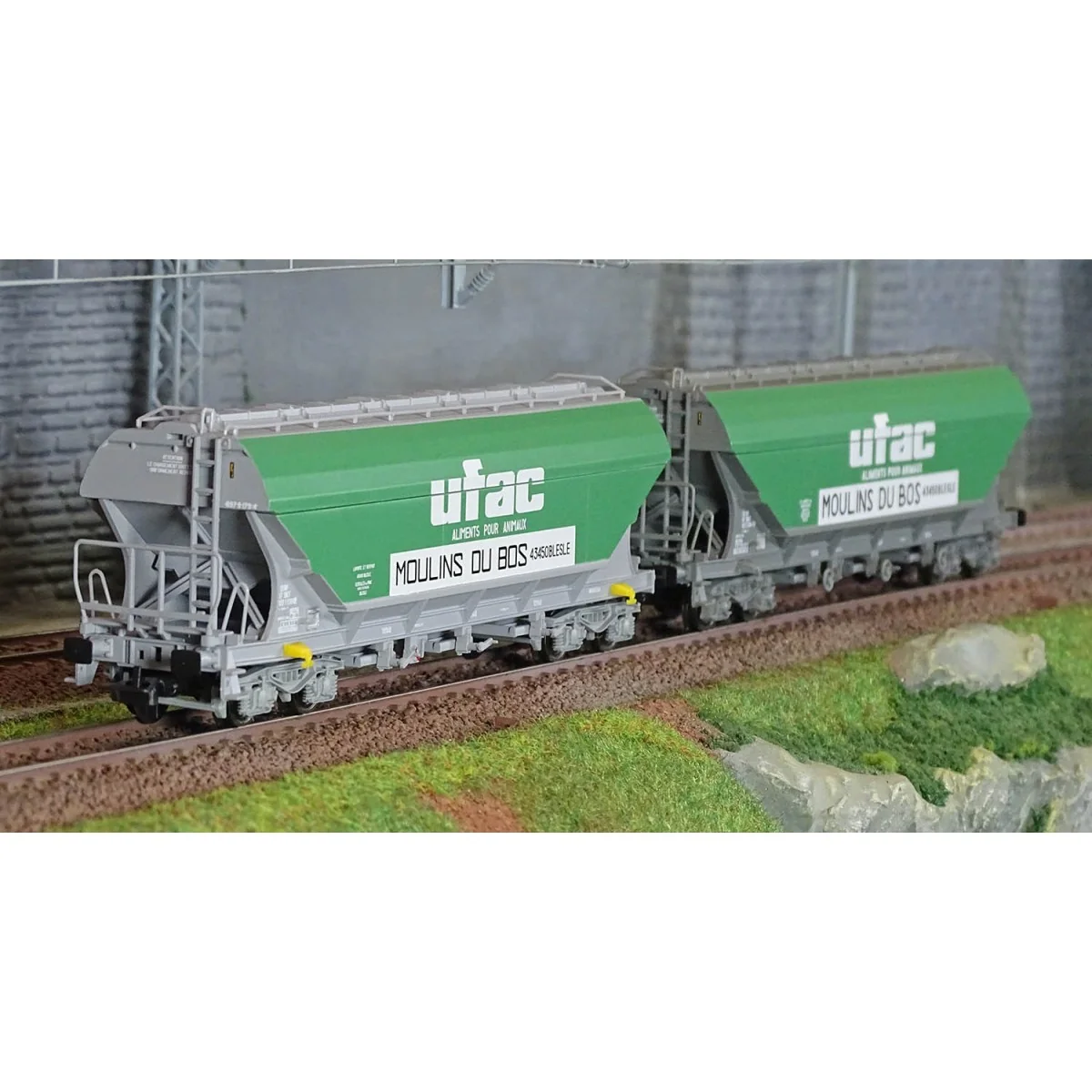 Jouef HJ6281 Set of 2 bogie hopper wagons with flat sides, UFAC - H...