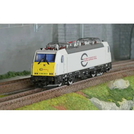 Marklin_38804-Marklin 38804 Class 186 Electric Locomotive, Euro Cargo Rail (ECR), Digital Sound, 3 Rails