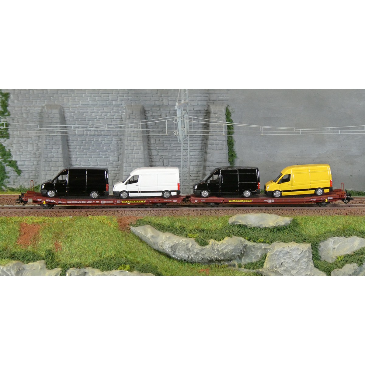 Trix 24428 Laads 800B Articulated Flat Wagons, Transwaggon, loaded ...