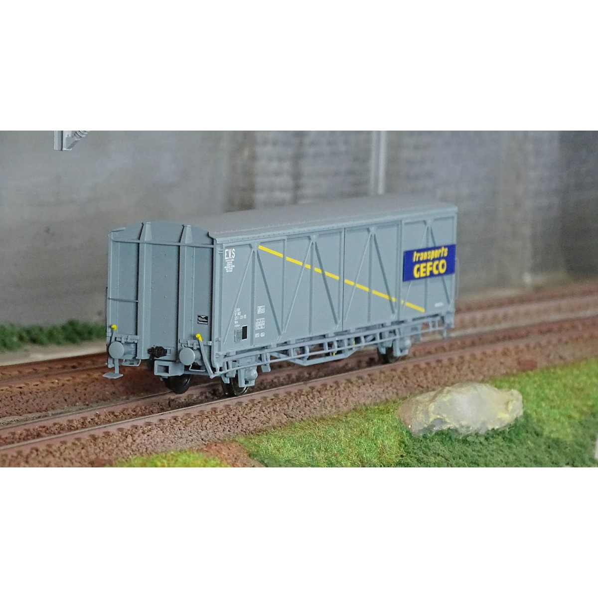 LS Models 30686 Wagon EVS, Hbis, SNCF, gris, bande jaune, parois renforcées, transport GEFCO Ls models Lsm_30686 - 1