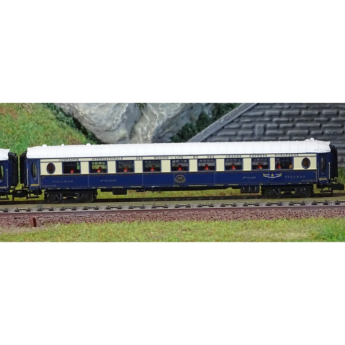 Arnold HN4489 Set of 3 "North Star" passenger cars, CIWL, DD3 / VPC...