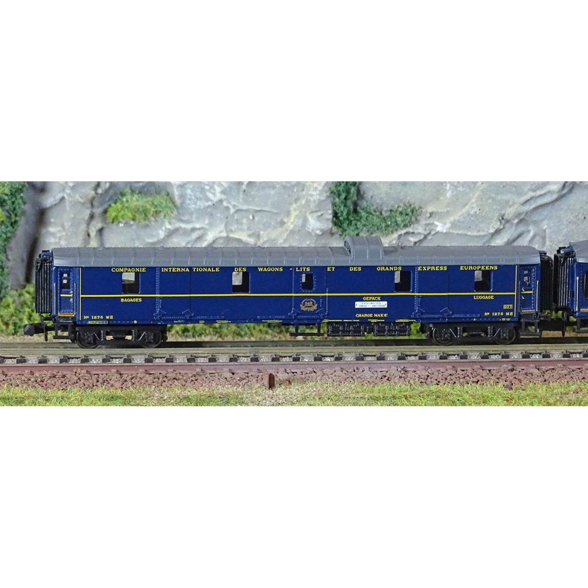 Arnold HN4491 Set of 3 passenger cars "Edelweiss Pullman Express", ...