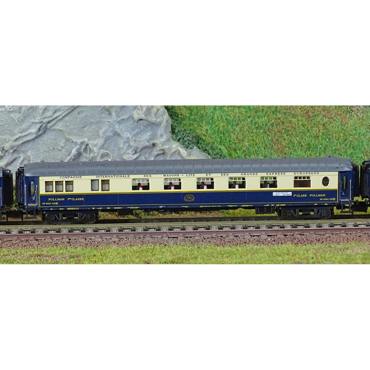 Arnold HN4491 Set de 3 voitures voyageurs "Edelweiss Pullman Express", CIWL, DD3/VPC Flèche d'Or/VP Étoile du Nord, échelle N Ar