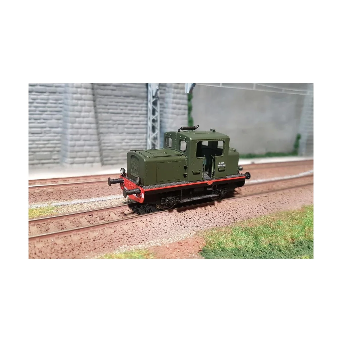 Ree Modeles MB 089 Locotracteur MOYSE 32 TDE, SNCF, Vert 306, Traverse rouge, phare Marchal Ree Modeles MB-089 - 1