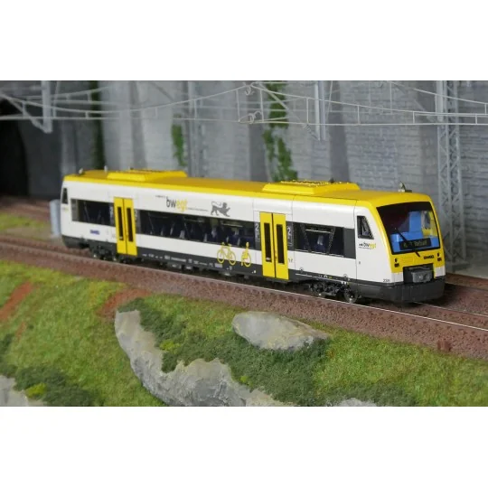 Trix 25966 Autorail diesel Regio Shuttle RS1, série 650, SWEG, digitale sonore Trix Trix_25966 - 3 Trix_25966-Trix 25966 Autorail diesel Regio Shuttle RS1, série 650, SWEG, digitale sonore