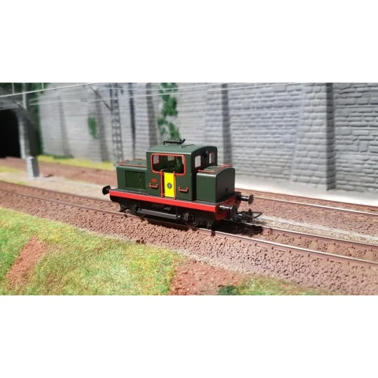 MB-091S-Ree Modeles MB 091S Moyse 32 TDE Industrial Locomotive, Green, Yellow Door, No Headlights, Sound