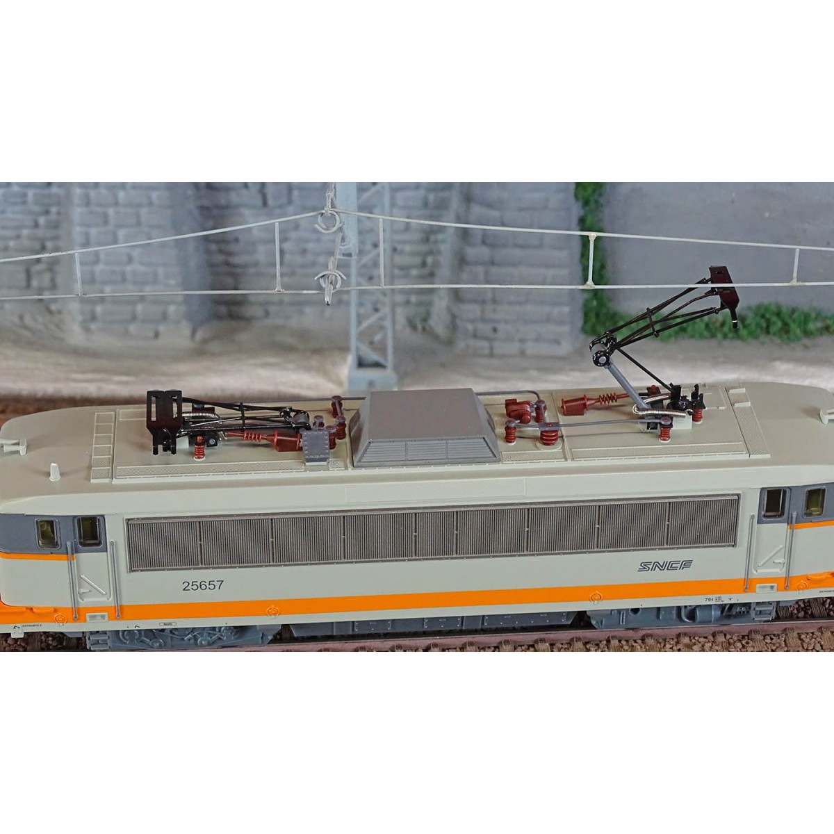 Piko 96539 Locomotive électrique BB 25657, SNCF, logo nouille, livrée béton Piko Piko_96539 - 4