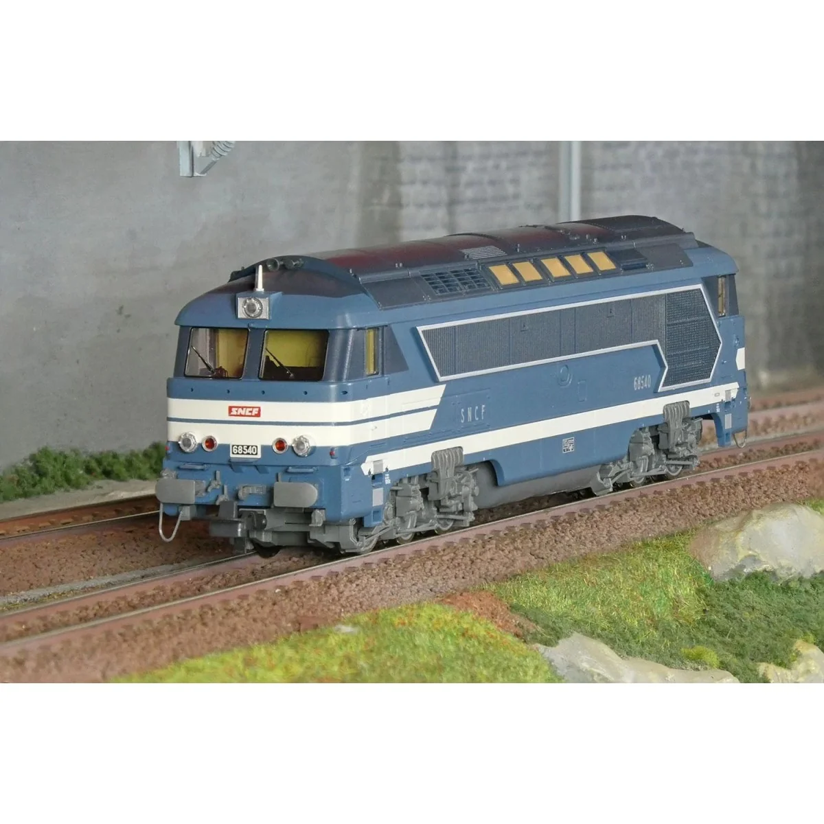 Roco 7300072 SNCF 68540 Diesel Locomotive, Blue Livery - Roco_7300072