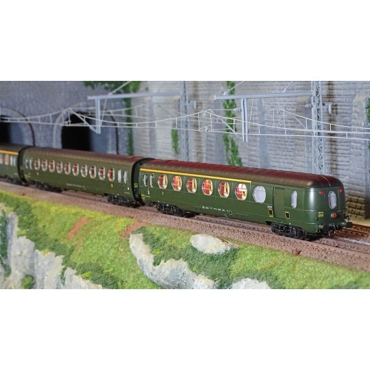 VB-494-Ree Modeles VB494 Set of 3 lightweight "Sausage" cars, ETAT, A8/B10/A6d, green 306, ep. III, illuminated