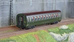 Ree Modeles VB497 Voiture allégée "Saucisson", ETAT, B10, vert 306, ep. III, éclairé Ree Modeles VB-497 - 1