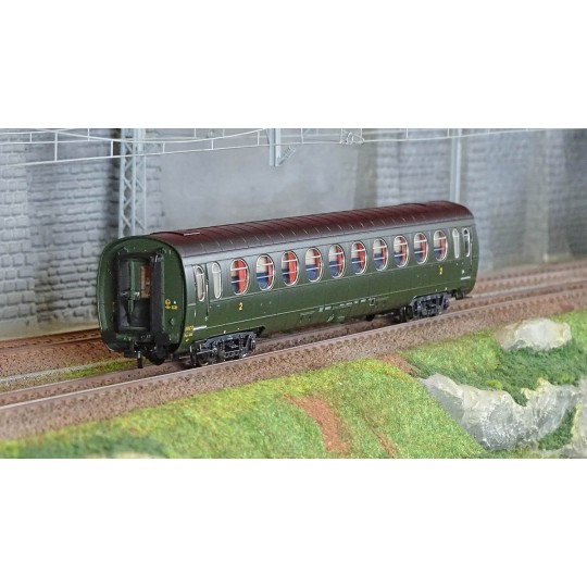 VB-498-Ree Modeles VB498 Lightweight "Sausage" Car, State, B10, Green 306, Era III, Illuminated