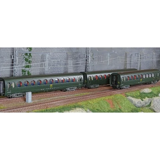 VB-500-Ree Modeles VB500 Set of 3 lightweight "Sausage" cars, ETAT, B10/B10/B5d, green 301, ep. IV, illuminated