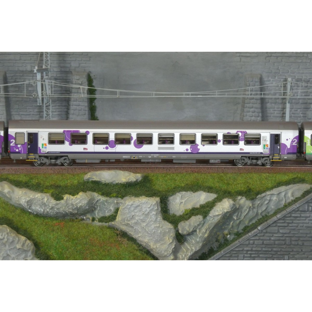 LS Models 41251DC Set de 3 voitures VU + VTU, voiture pilote, SNCF, Intercités Haute-Normandie, logo Carmillon, éclairage Ls mod