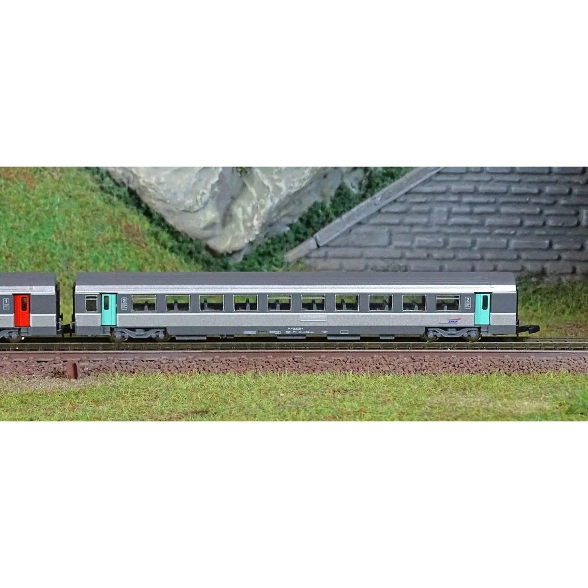 Azar V01-CPP1 Set of 2 Corail Vtu coaches, 1st + 2nd class, SNCF, C...