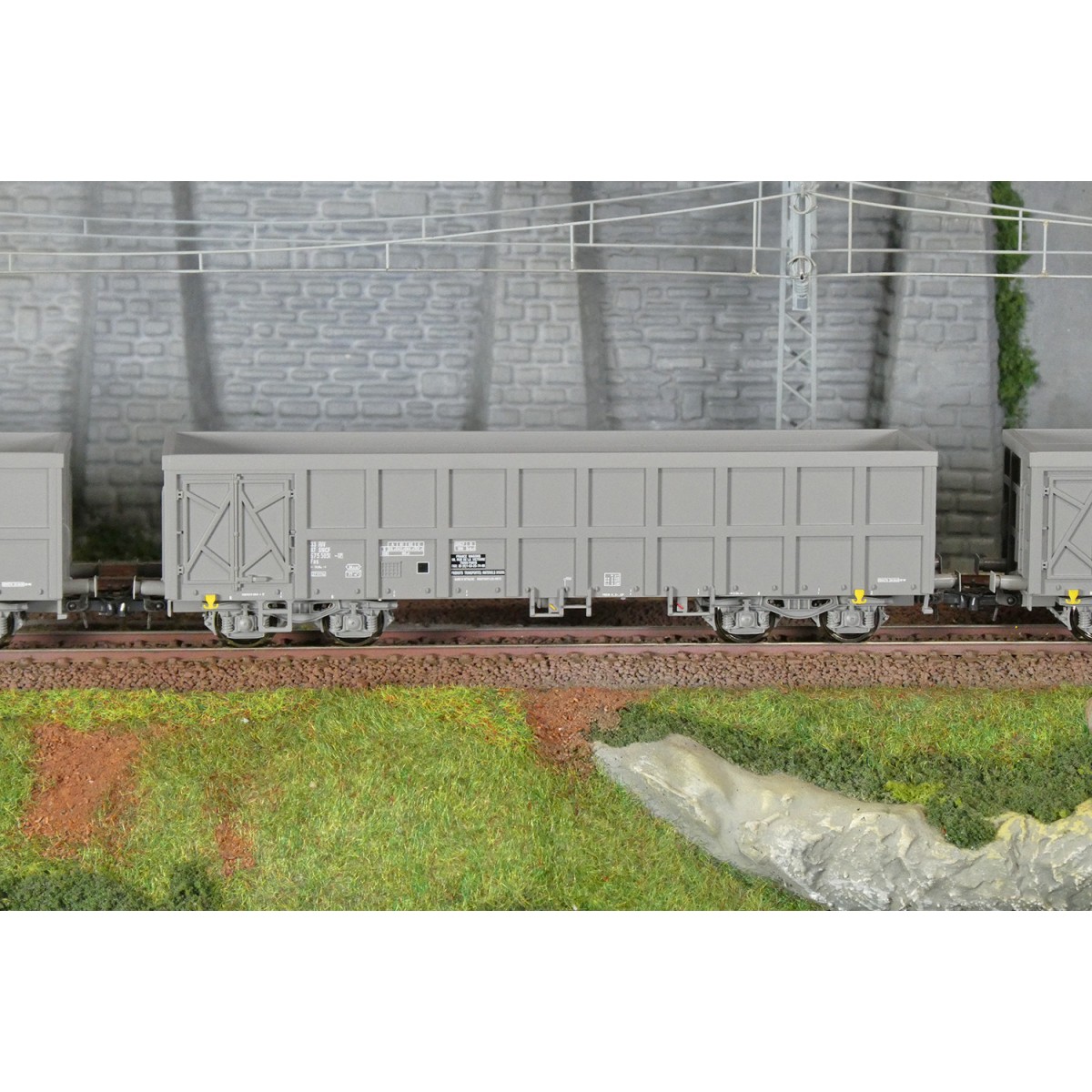 Roco 6600203 Set of 3 bogie hopper wagons, Fas type, SNCF - Roco_66...