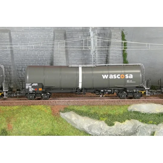 
<!-- begin /var/www/vhosts/nextmodelrc.com/httpdocs/modules/seoaltimages/views/templates/hook/alt.tpl -->
Roco_6600143-Roco 6600143 Set de 3 wagons citernes à bogies, type Zacns, Wascosa
<!-- end /var/www/vhosts/nextmodelrc.com/httpdocs/modules/seoaltimages/views/templates/hook/alt.tpl -->
