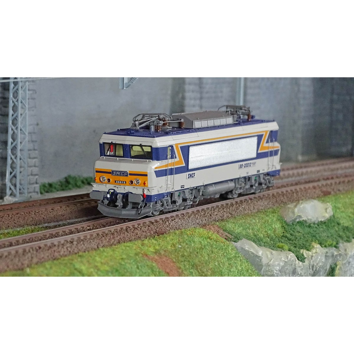 Ls Models 11198S Locomotive électrique BB 20012 SNCF, bleu TEN, Strasbourg, digitale sonore Ls models Lsm_11198S - 1