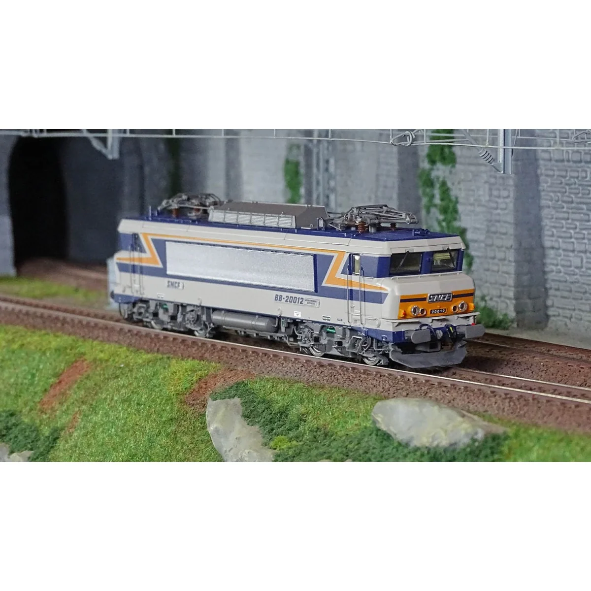 Ls Models 11198S Locomotive électrique BB 20012 SNCF, bleu TEN, Strasbourg, digitale sonore Ls models Lsm_11198S - 3 Ls Models 11198S Locomotive électrique BB 20012 SNCF, bleu TEN, Strasbourg, digitale sonore Ls models Lsm_11198S - 3