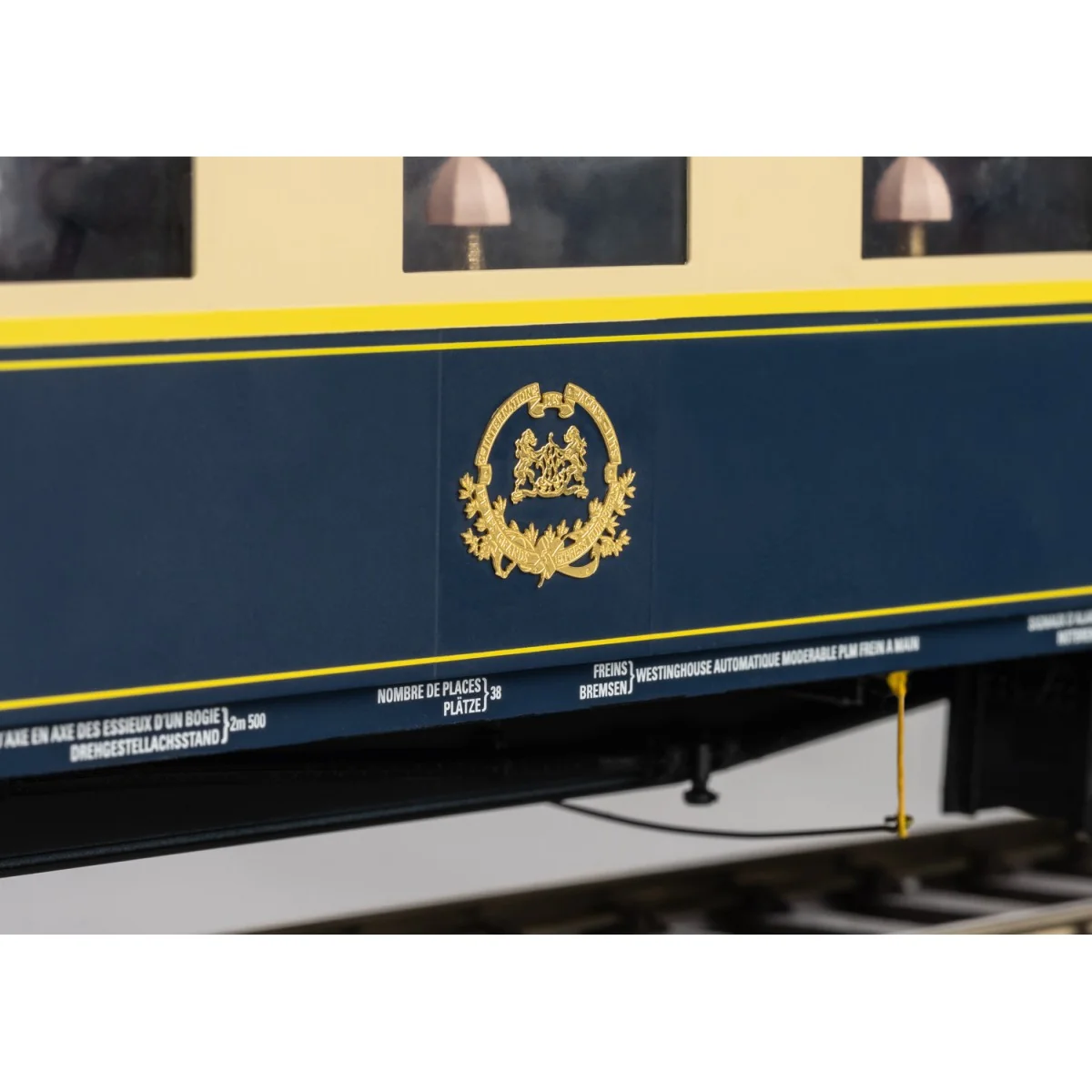 Marklin 58000 Set de 6 voitures CIWL, EDELWEISS Pullman Express, echelle 1 Marklin MARKLIN_58000 - 14 Marklin 58000 Set de 6 voitures CIWL, EDELWEISS Pullman Express, echelle 1 Marklin MARKLIN_58000 - 14