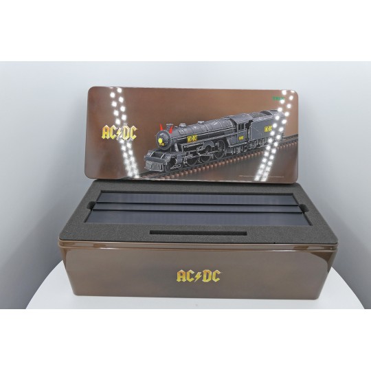 Marklin_39966-Marklin 39966 Steam locomotive with separate tender "Black Ice", AC/DC, digital sound, 3-rail