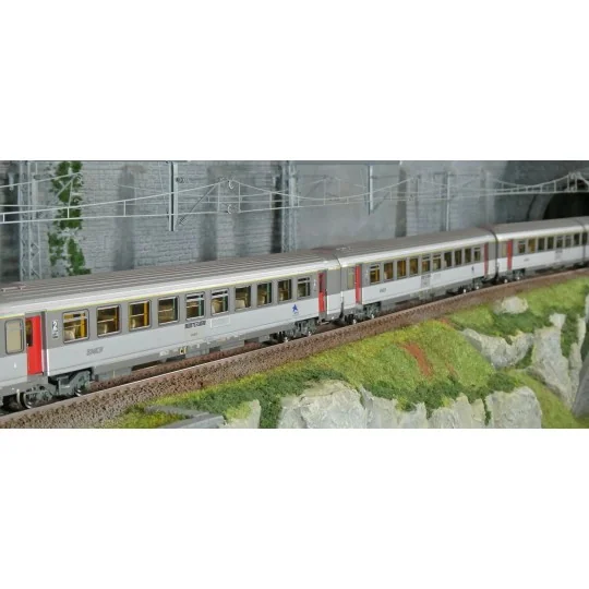 LSM_41219-LS Models 41219 Set de 3 voitures VTU, A10tu / B11tu / B11tux, livré TER Alsace, SNCF, logo Nouille, éclairées