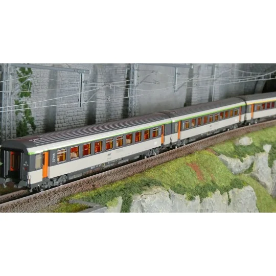 LSM_41999-LS Models 41999 Set de 3 voitures corail VTU, SNCF, Le Montaigne, A10rtu / B11tu / B11tu, logo encadré, éclairée