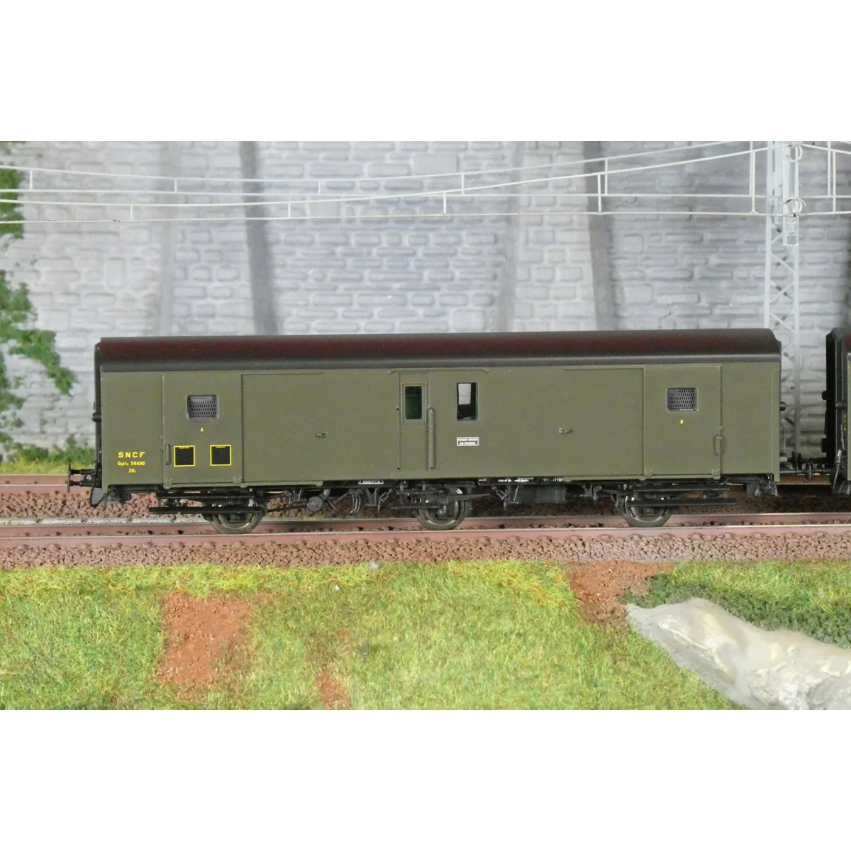 Models World 104 Set de 2 Wagons fourgons 3 essieux, PLM, Dqd2m, Vert 306, ep.IIIc-d, feux fin de convoi Models World MW_104 - 2