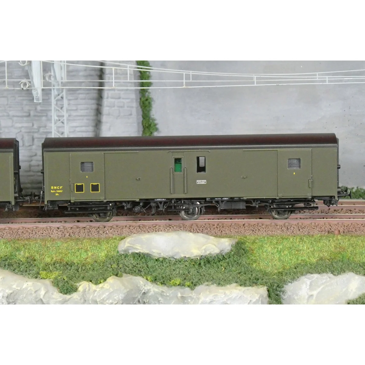 Models World 104 Set de 2 Wagons fourgons 3 essieux, PLM, Dqd2m, Vert 306, ep.IIIc-d, feux fin de convoi Models World MW_104 - 3