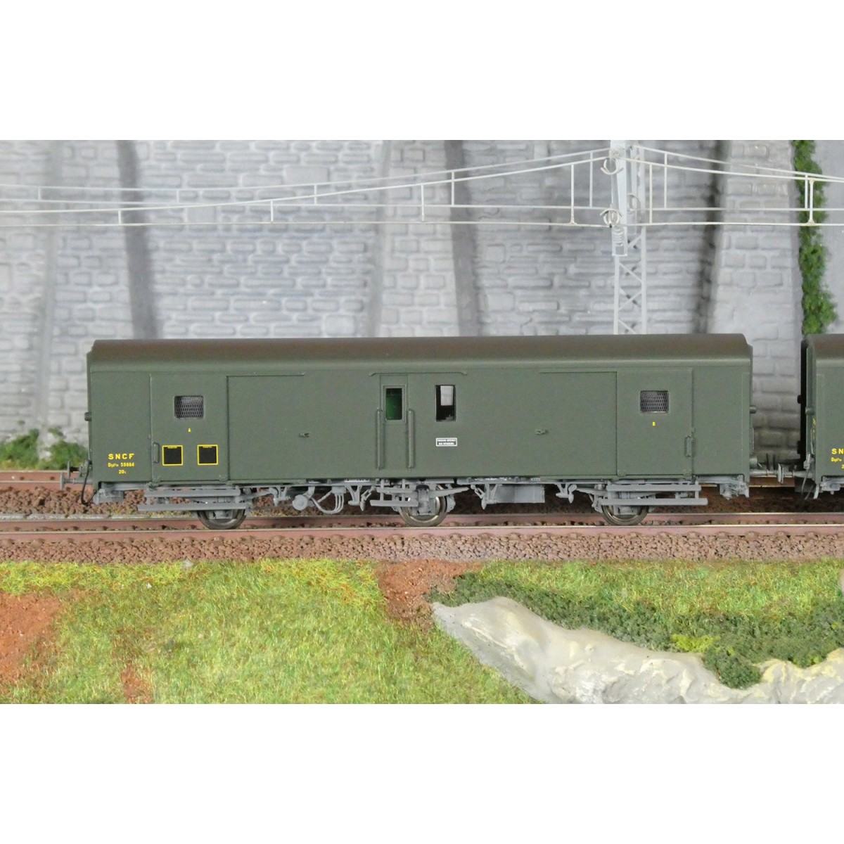 Models World 106 Set de 2 wagons fourgon 3 essieux, PLM, Dd2, Vert 301, ep.IIIc-d, feux fin de convoi Models World MW_106 - 2