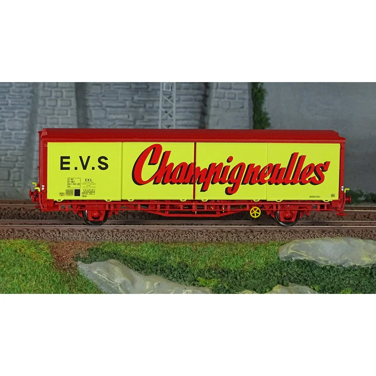 LS Models 30689 EVS Wagon, HS, SNCF, yellow, flat sides, Champigneu...