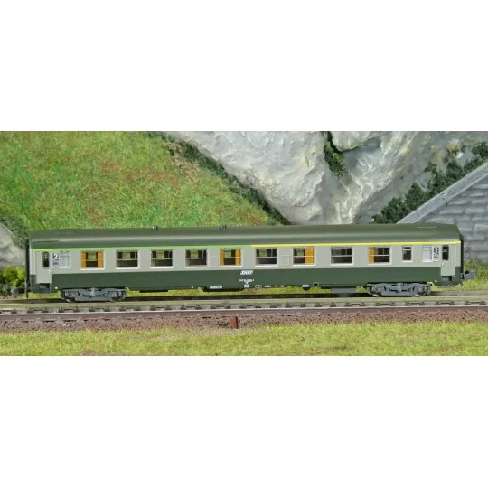 NW-262-REE Modeles NW262 UIC passenger car, SNCF, A4B5 Green/Concrete Grey, white framed logo, ep.V, N- 1/160