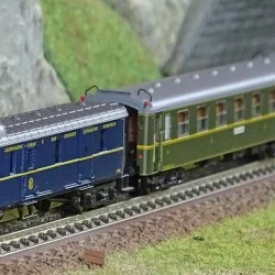 Arnold HN4486 Set de 3 voitures voyageurs "Sud-Express", CIWL, DD3 / AA 5000 / WL, échelle N Arnold HN4486 - 1