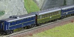 Arnold HN4486 Set of 3 "Sud-Express" passenger cars, CIWL, DD3 / AA...