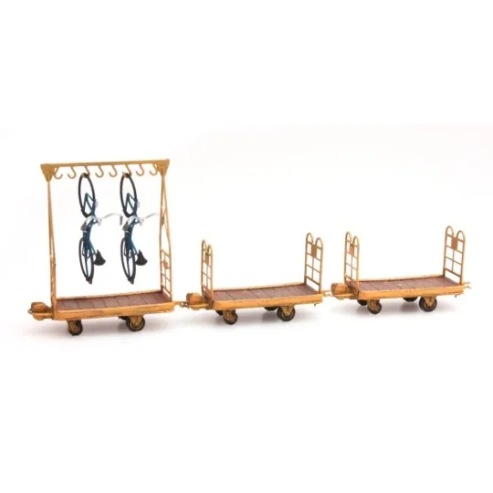 DE-011-Ree Modeles DE 011 Set of 2 luggage trolleys + 1 trolley with 2 bicycles - DE-011