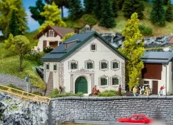 - Faller - Faller_130662