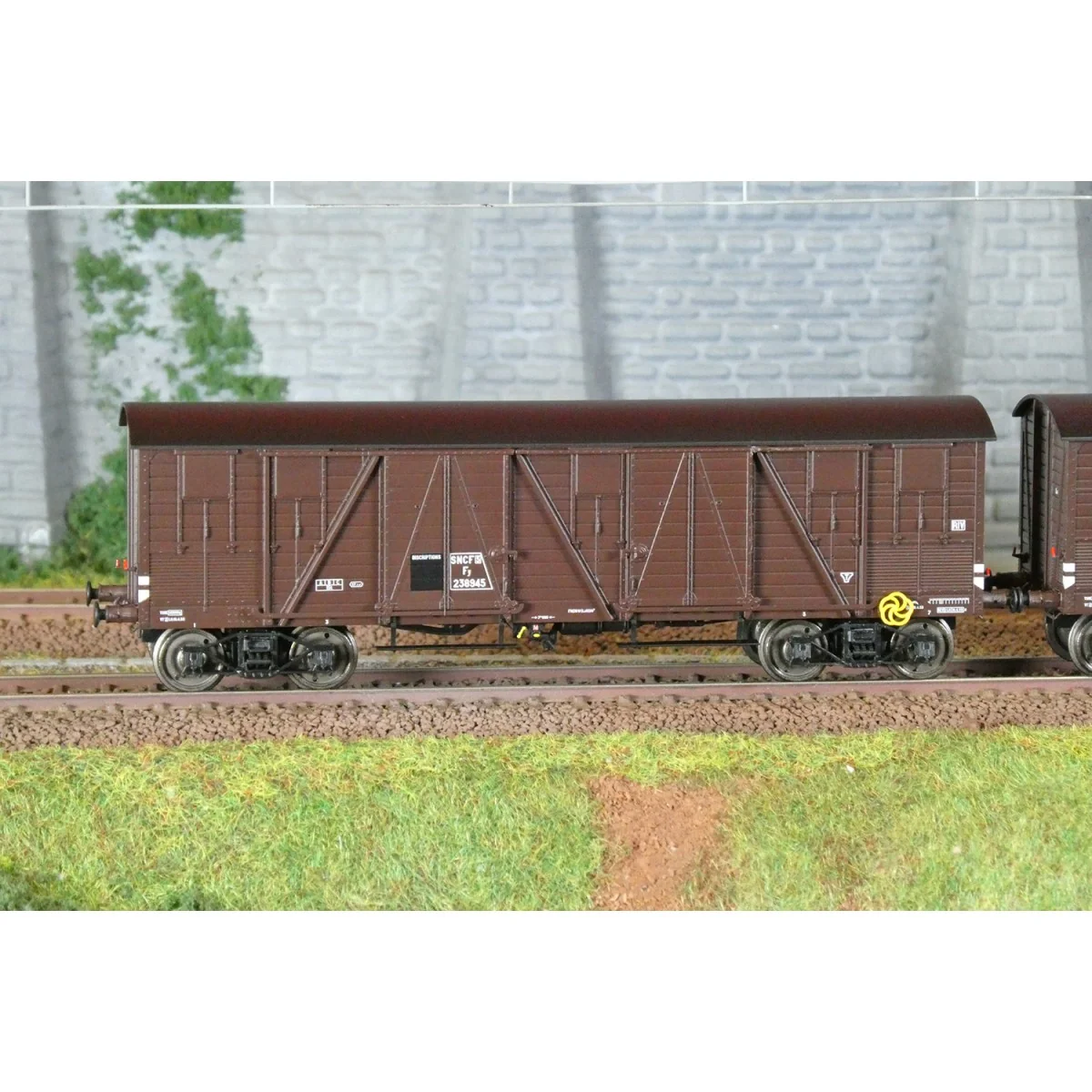 Ree Modeles WB910 Set of 3 Covered Public Works Wagons for Fruits a...