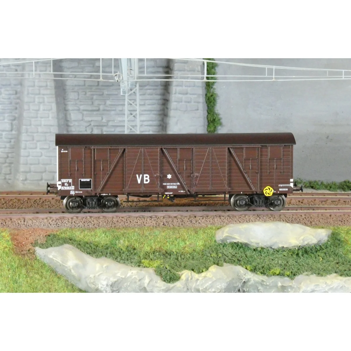 Ree Modeles WB912 Wagon TP Couvert, 4 portes, VB, SNCF, ep.III Ree Modeles WB-912 - 2