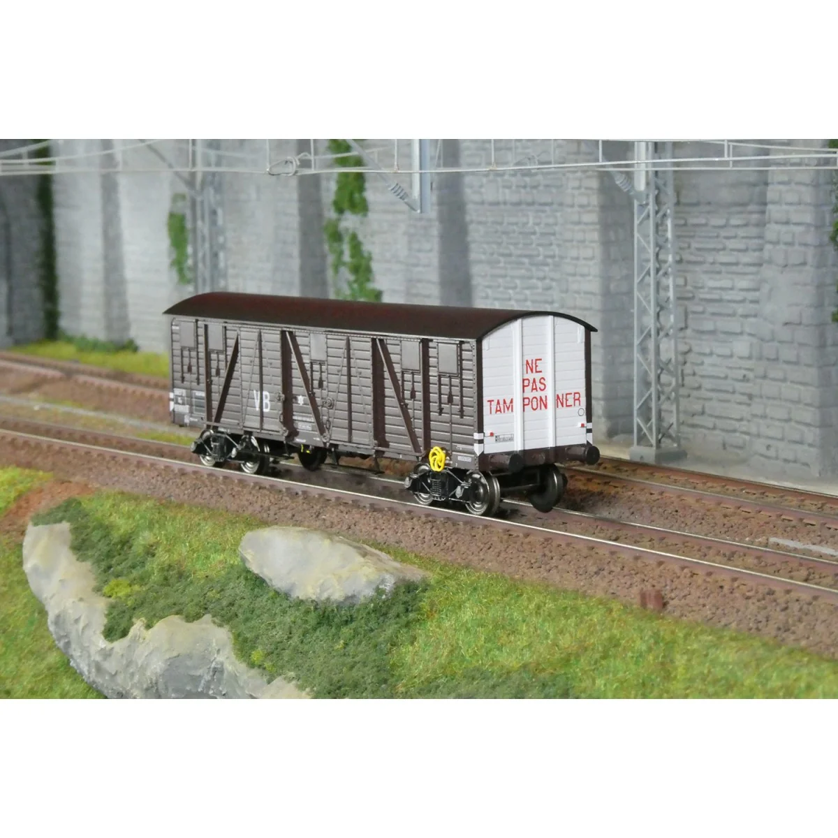 Ree Modeles WB912 Wagon TP Couvert, 4 portes, VB, SNCF, ep.III Ree Modeles WB-912 - 3
