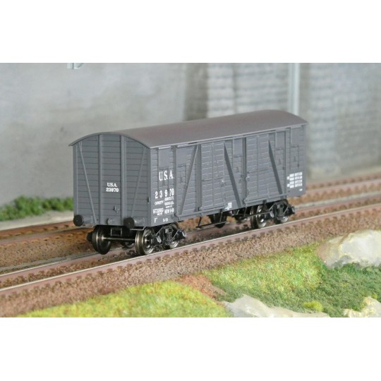 WB-915-Ree Models WB915 Covered Public Works Wagon, 4 Doors, Gray, USA, Era II