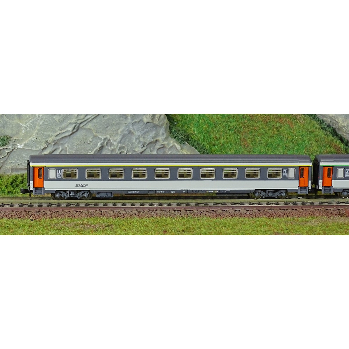 Piko 94505 Set de 2 voitures Corail, 1ère et 2ème classe A10u / B11u, logo nouille, SNCF, N - 1/160 Piko Piko_94505 - 2